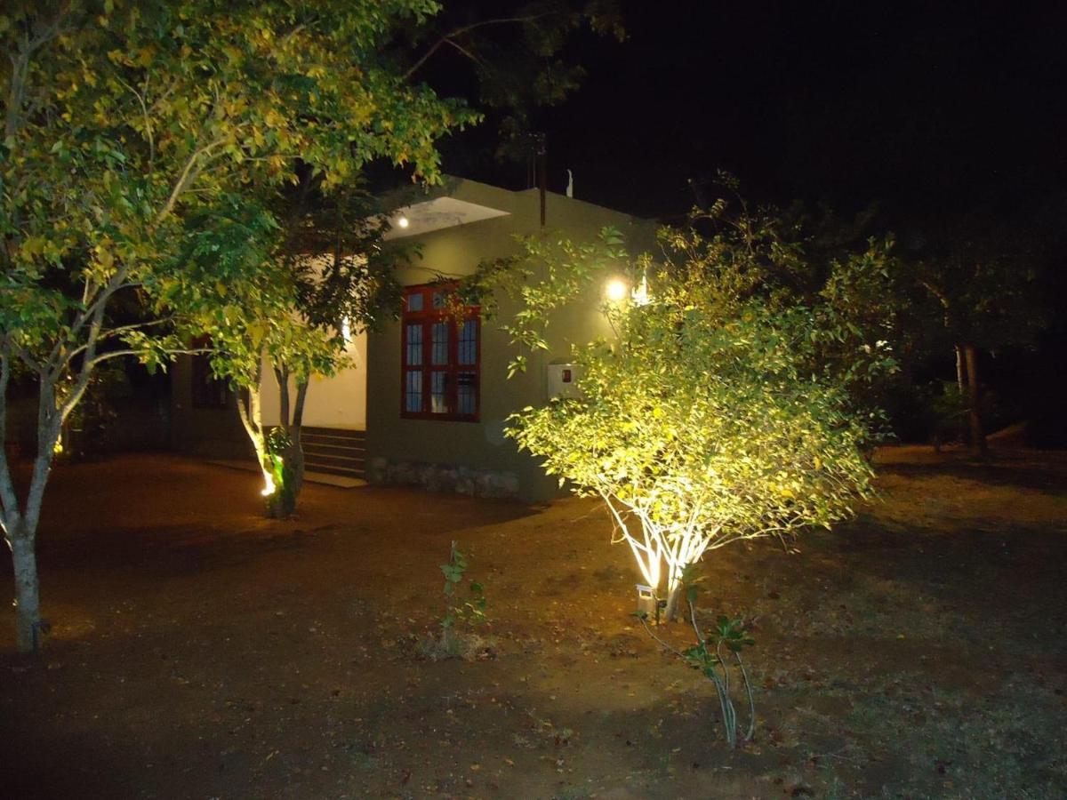 Yala Wind Bed & Breakfast Tissamaharama Exterior photo